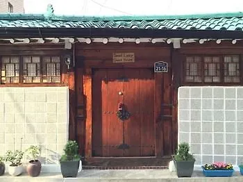 Seoul Lucky Guesthouse Hanok